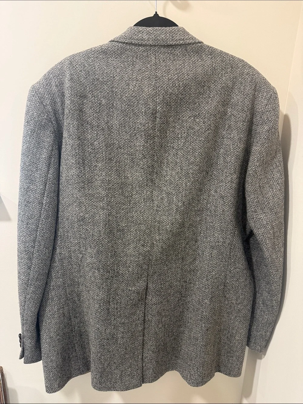 Orvis Harris Tweed Men's Gray Herringbone Wool Blazer - Classic Tailored Jacket